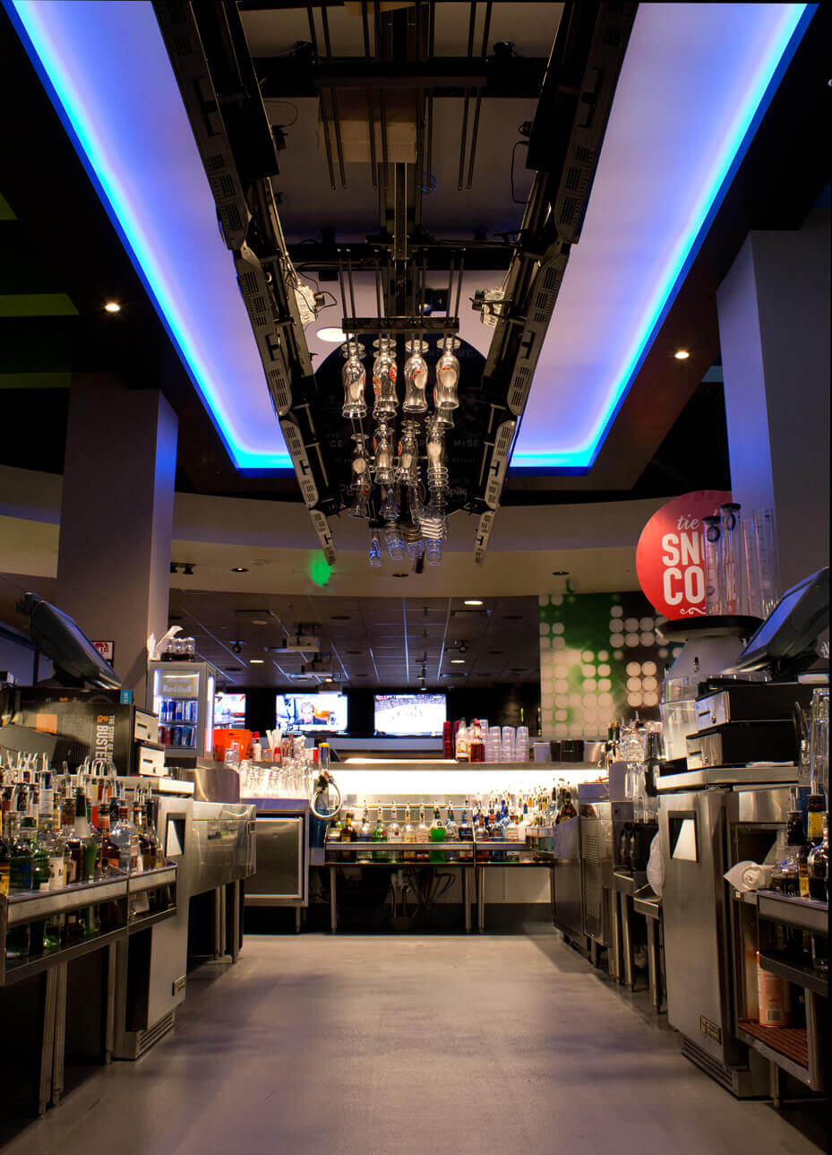 Dave & Buster's Dave & Buster's Salaries trends. 16 salaries for 16 jobs at Dave & Buster's in Minneapolis-St. Paul. Salaries posted anonymously by Dave & Buster's employees in Minneapolis-St. Paul.